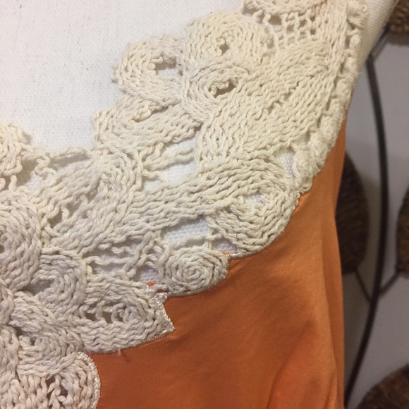 NWT Ann Taylor LOFT Crochet Detail Empire Top - Picture 5 of 7